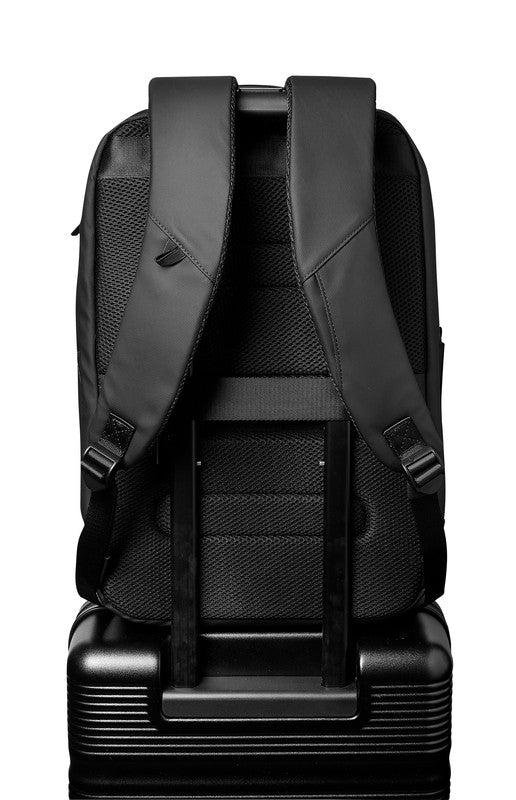 MOCHILA KAVINN SIN 560